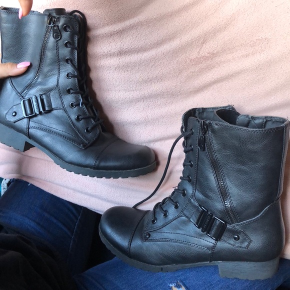 Guess Shoes - Guess Combat Boots